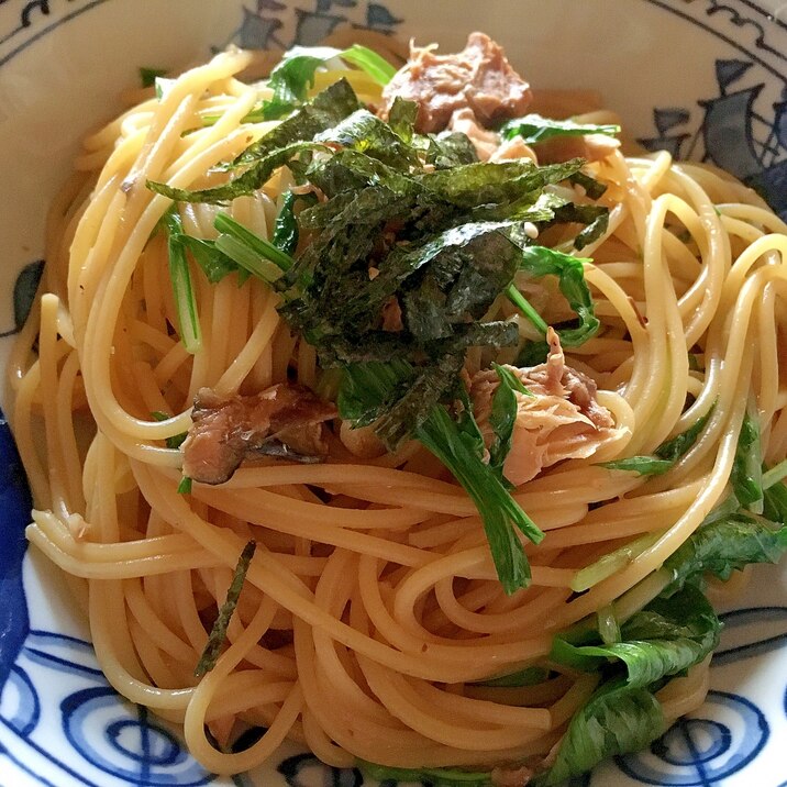 鯖の缶詰と水菜のパスタ